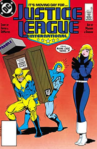 This is a stock photo and not a scan of the actual comic book. Please refer to the CONDITION of a comic book before purchasing.